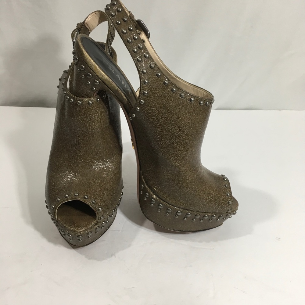 Prada studded platform slingback heels - Picture 5 of 8